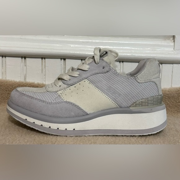 DECKERS X LAB Sneakers 6 - Picture 3 of 16